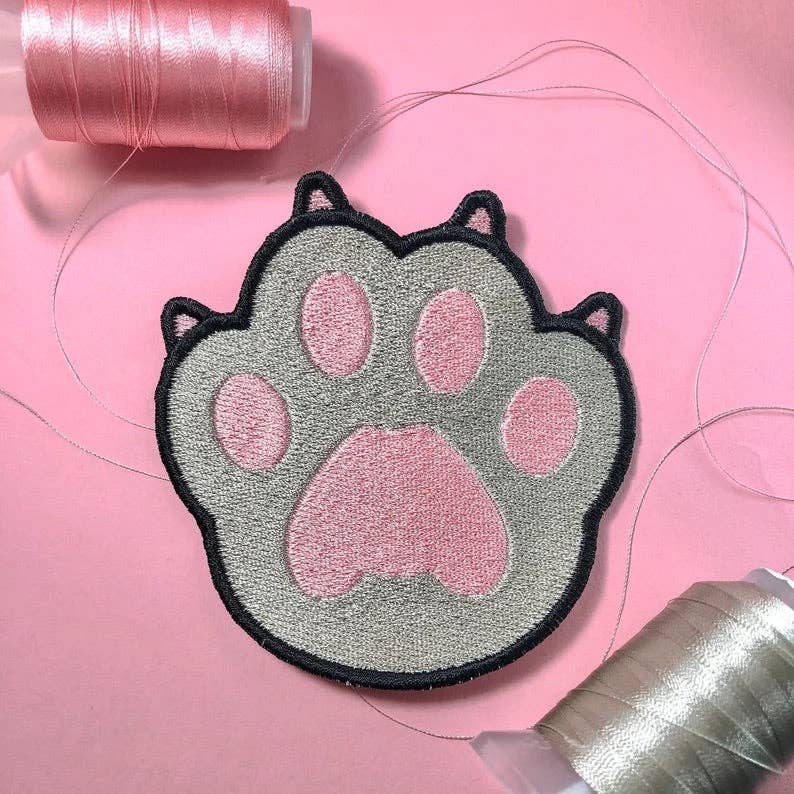 GRAY CAT PAW EMBROIDERED IRON ON PATCH